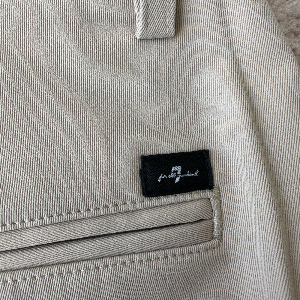 7 for all mankind khaki shorts, size 32 NWOT - Picture 2 of 6